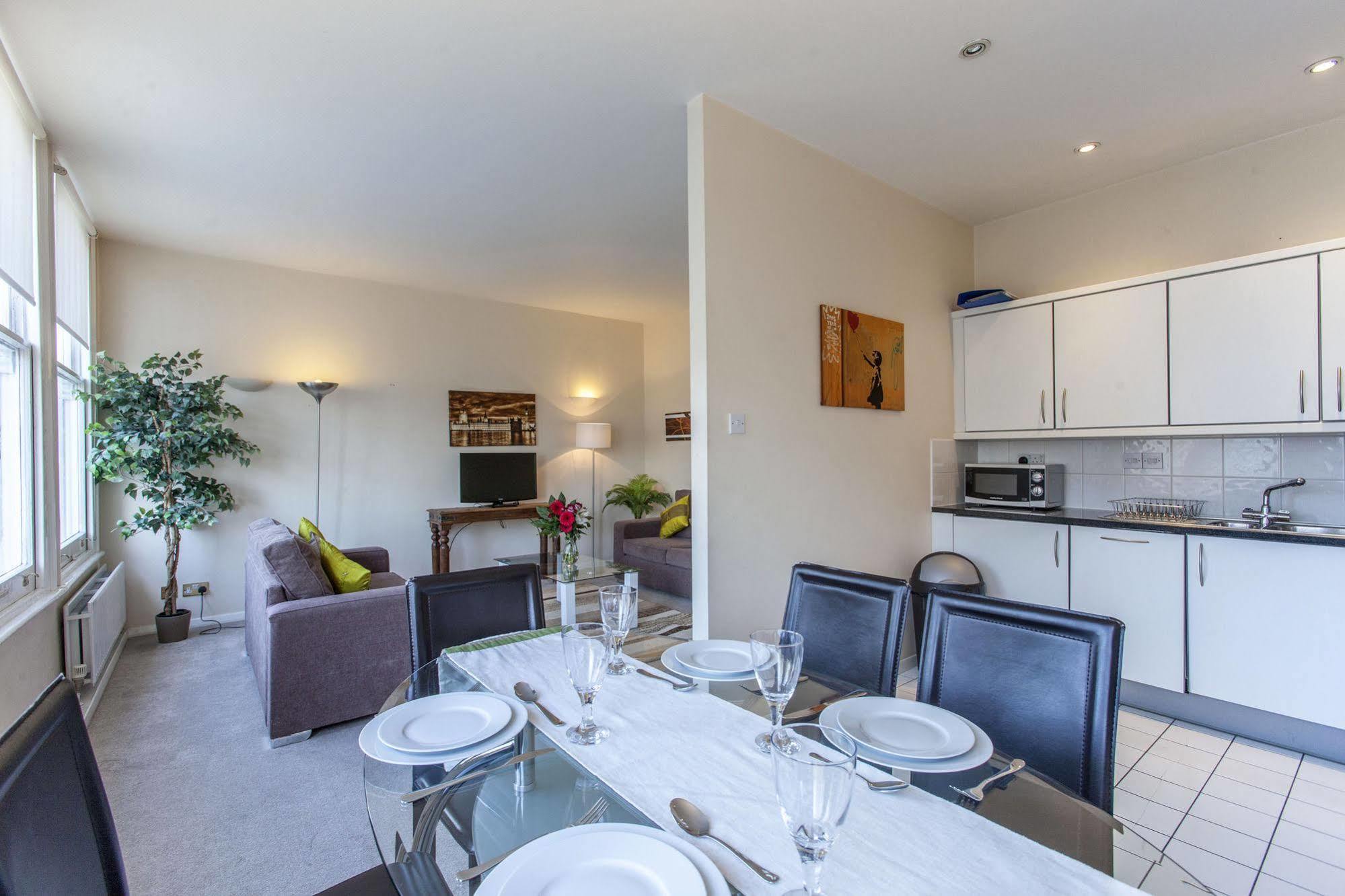 Club Living - Barbican Apartments London Exterior foto